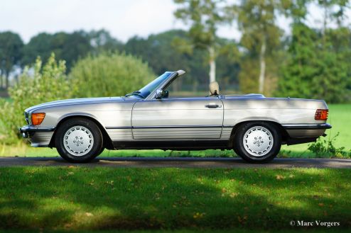 Mercedes-Benz 300 SL (R107), 1987