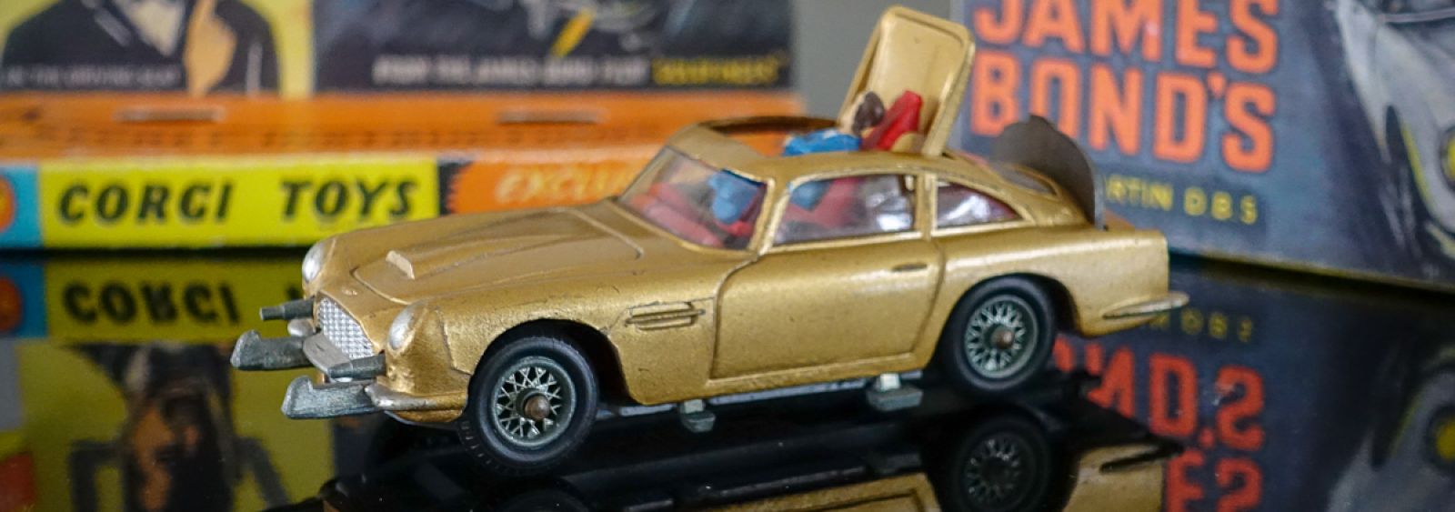 classic corgi cars