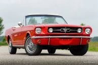 Ford Mustang convertible, 1965