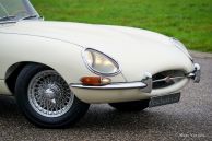 Jaguar E-Type 3.8 Litre roadster, 1962