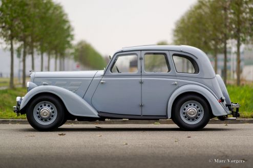 Morris 14/6 saloon, 1937