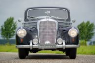 Mercedes-Benz 220 limousine, 1952