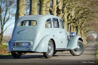 Rover 14 HP Streamline saloon, 1935