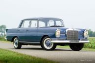 Mercedes-Benz 220 S, 1964