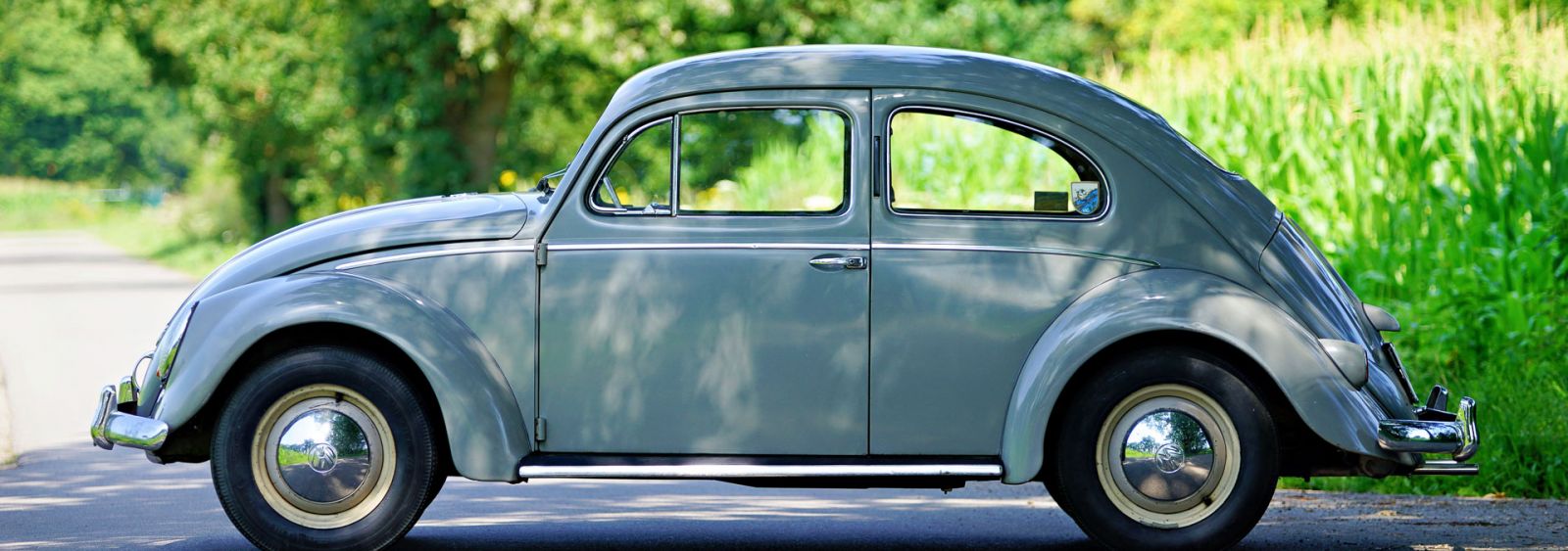 Volkswagen Beetle (oval window), 1956