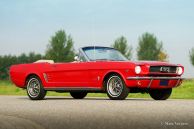 Ford Mustang convertible, 1966