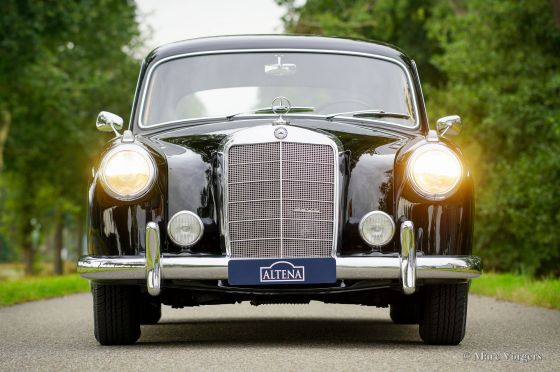 Mercedes-Benz 220 S (W180), 1958 - Welcome to ClassiCarGarage