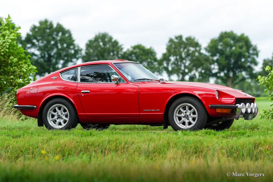 Datsun 240z rally car