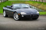 Jaguar XK8 Convertible, 2001