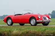 MG MGA TWIN-CAM roadster, 1960