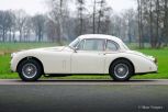 Jaguar-XK-150-XK150-FHC-Coupe-1960-Rally-Car-Old-English-White-02.jpg