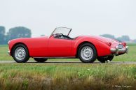 MG MGA TWIN-CAM roadster, 1960