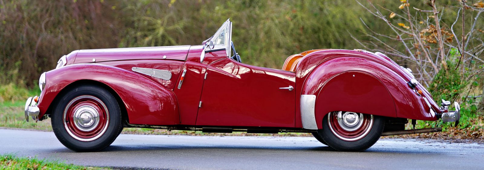 Lea Francis 2½ Litre Sports ‘Deluxe’, 1951