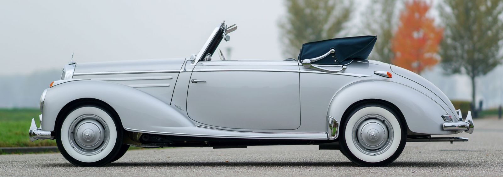 Mercedes-Benz 220 A cabriolet, 1952