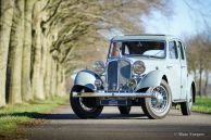 Rover 14 HP Streamline saloon, 1935