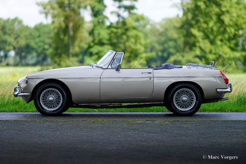 MG MGB Roadster, 1976