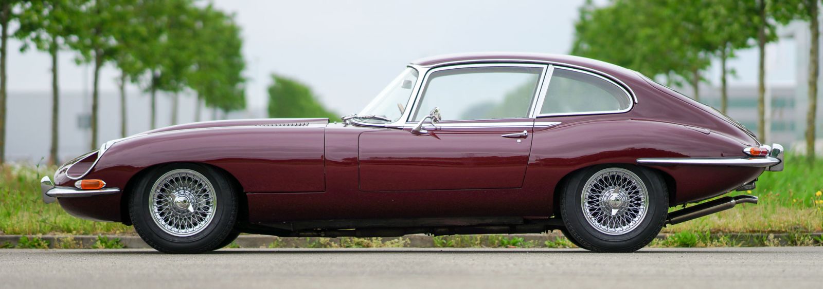 Jaguar E-type 4.2 Litre FHC 2 2, 1967